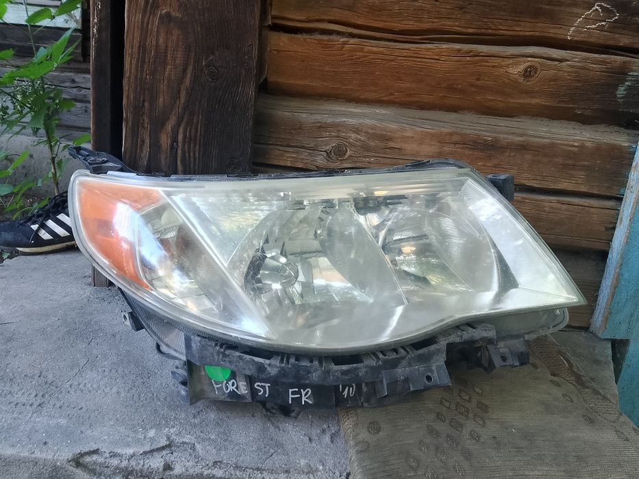 Продам фары на Субару Форестер