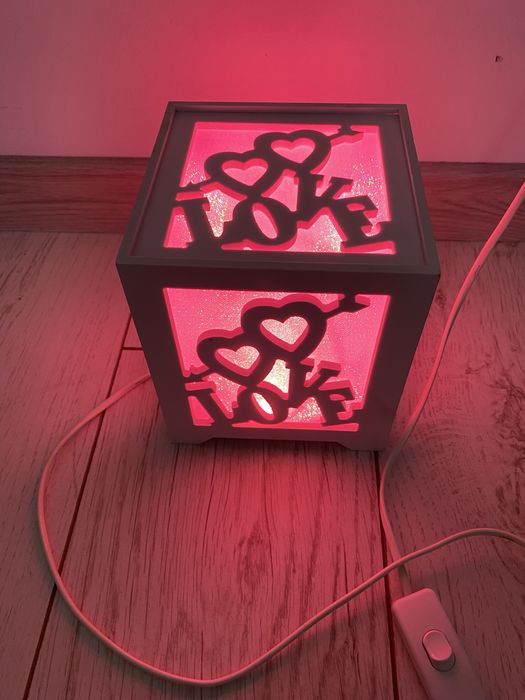 Lampa de noapte colorata