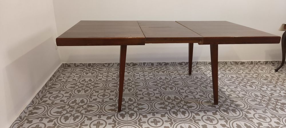 Подарявам разтегателна маса