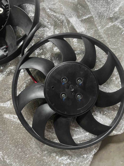 Перки за радиатор Audi VW 2 br NRF47931  NRF47917 Вентилатор