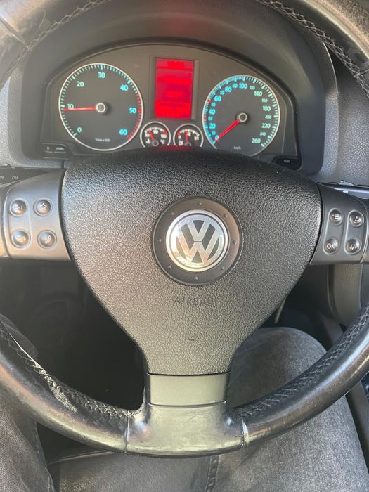 Volkswaghen golf,2.0 TDI,140 cp,automat