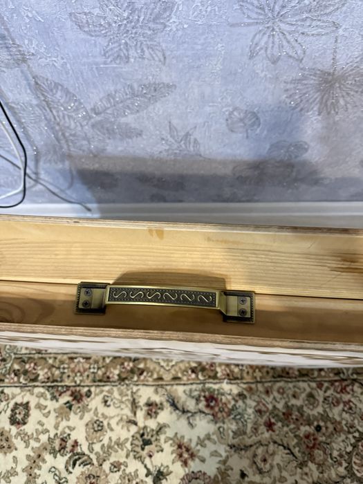 Жер стол сатылады 150х76х35см