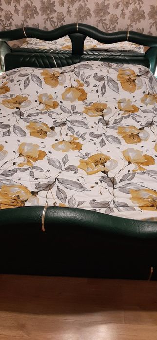 Рамка за спалня без матрак