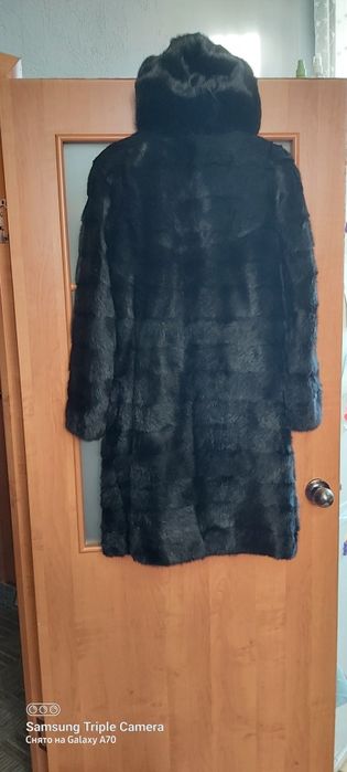 Продам норковую шубу