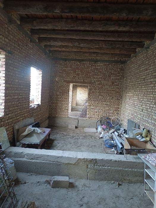 Срочно Тор Тор махаллада 3 сотихли курилиши тугалланмаган участка соти