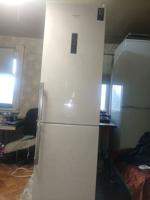 Продам холодильник