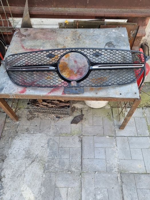 Grile fata BMW x5 E60/61.Grila Mercedes  GLE W292. Grila W220 .Logan 3