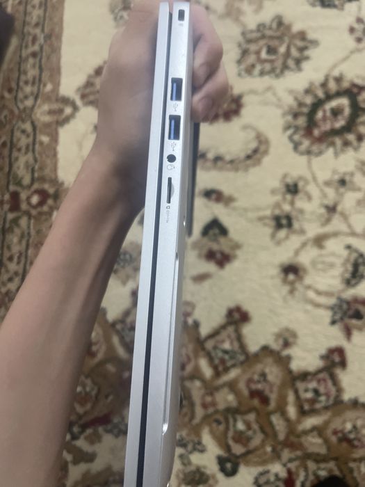 Aspire 15 lite в хорошом состяение