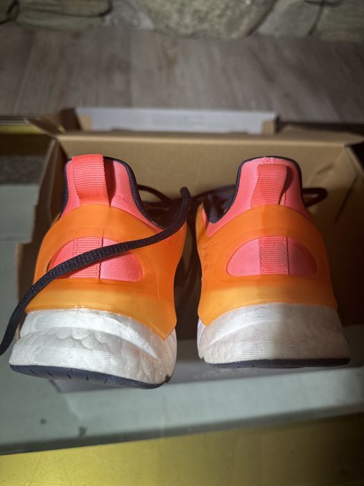 Дамски маратонки Adidas 37,5