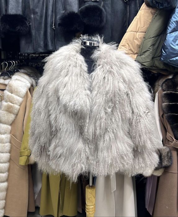 Vand haina din blana de miel tibetan multe culori si marimi la 1500