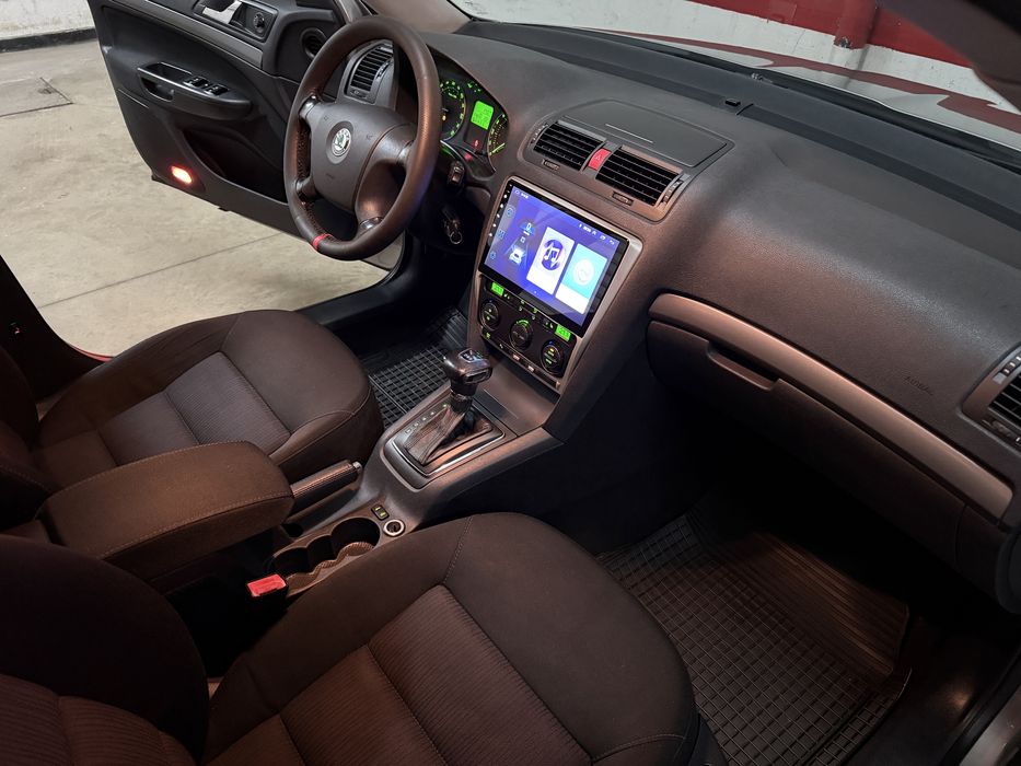 Skoda Octavia *2.0TDI*140HP*DSG*CLIMA*EURO 4*