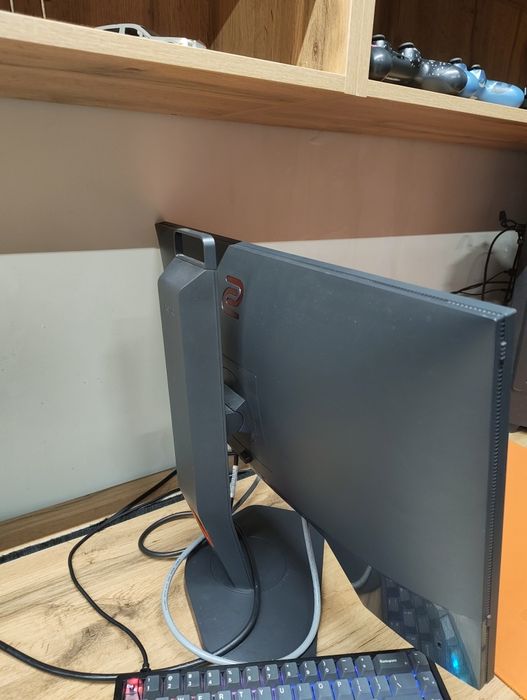 Монитор zowie benq
