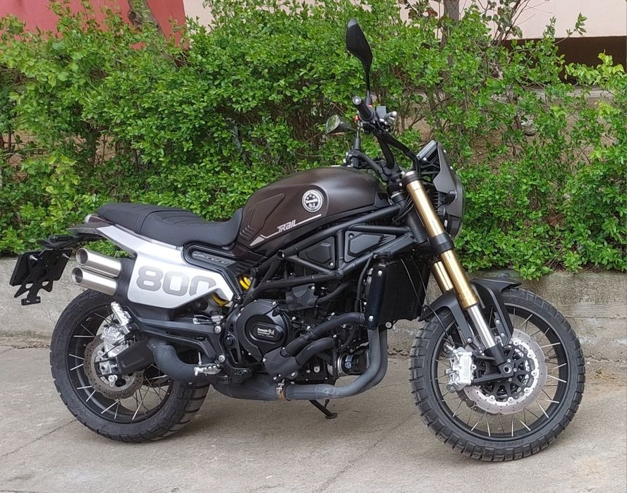 Benelli Leoncino 800 Trail
