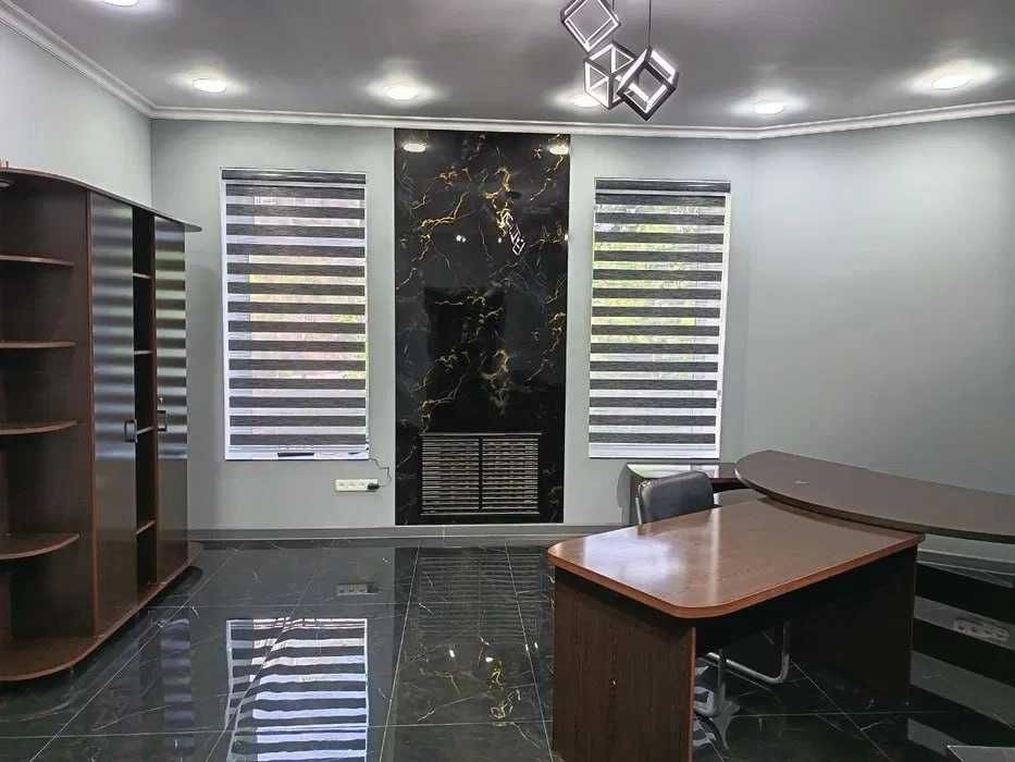 Сдаётся срочно офис 70м2 1-я линия