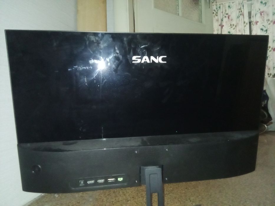 Монитор на запчасти