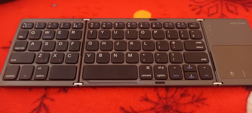 Tastatură jelly comb