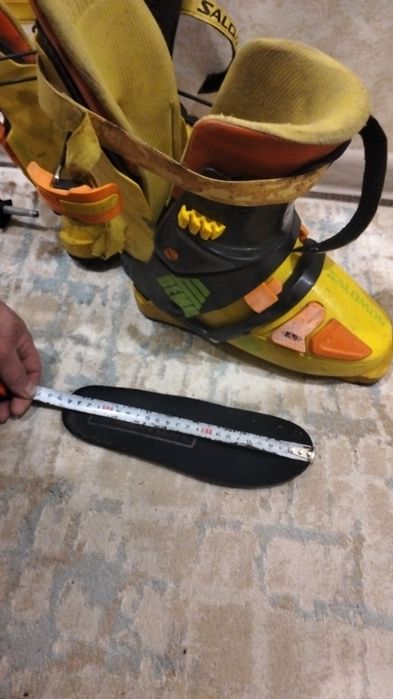 Лыжи две пары 30