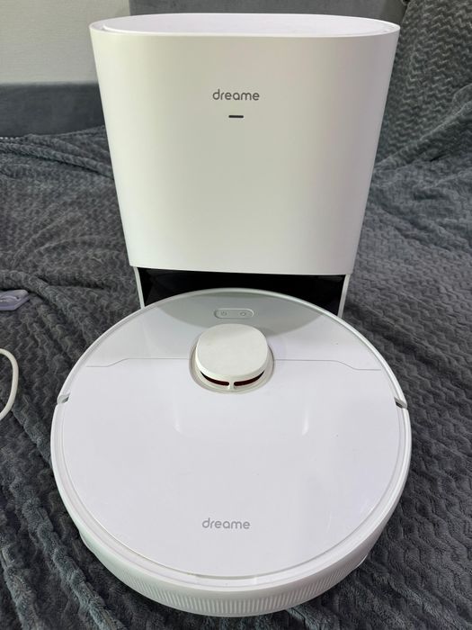 Продам ксеоми пылесос wifi