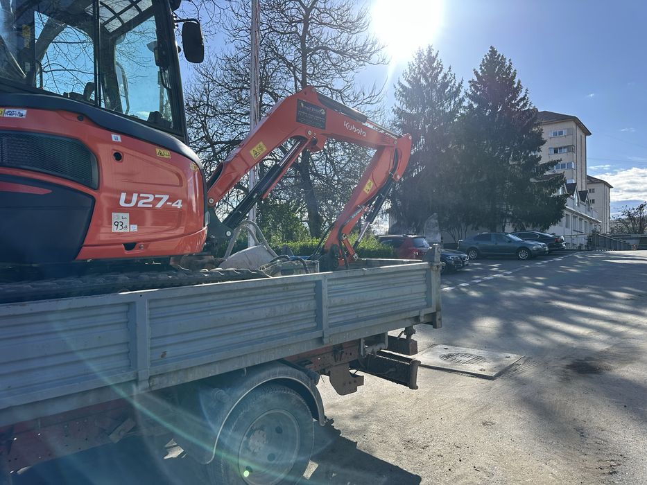 Inchiriez Utilaje Constructii (Miniexcavator,Bobcat,Cilindru ,Nacela)