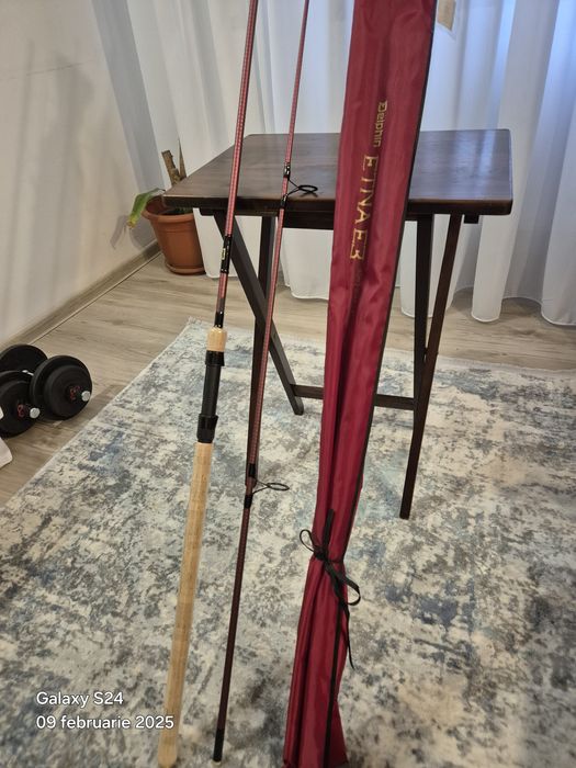 Vand 2 buc Lanseta Delphin etna de 3 m