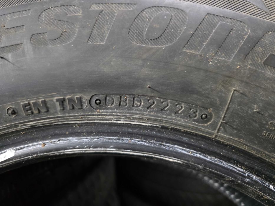 4бр Зимни гуми 195 80 15 - Bridgestone - DOT 2023
