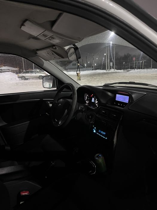 Лада Приора седан 2015г