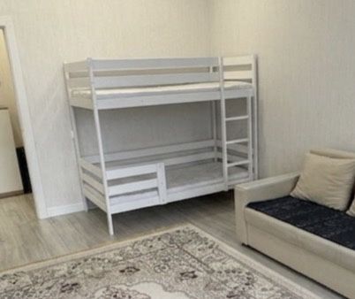 двух ярусный кровать
