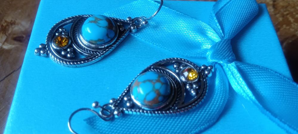 Винтидж комплект бижута в кралски стил за жени, елегантни ажурни обеци от цинкова сплав с многослойна висулка, моден аксесоар за ежедневно носене и по