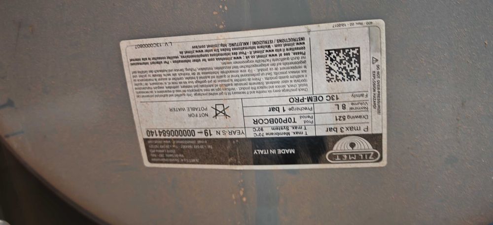 Centrală termică Ariston Genus One defectă