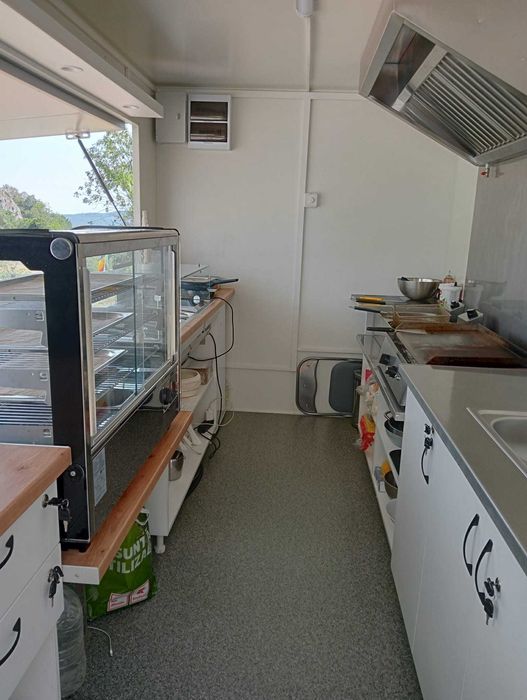 Food truck complet utilat 15.000 Eur