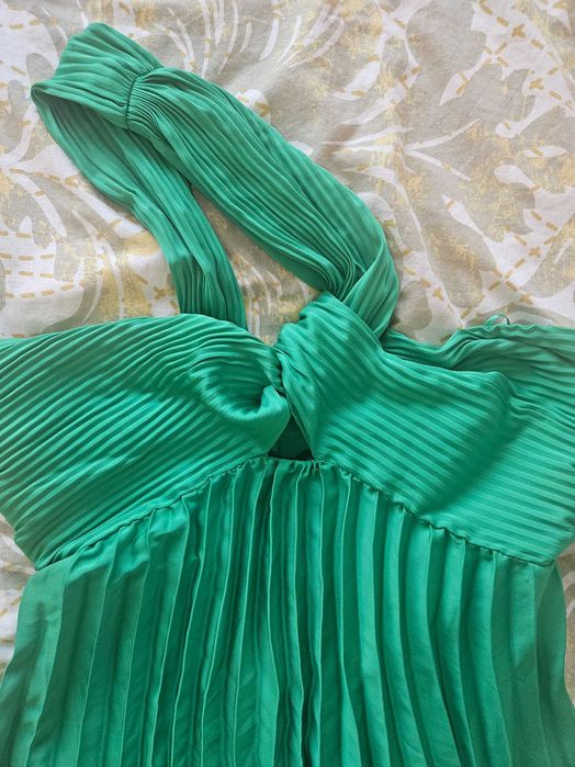 Нова рокля Mango, размер М