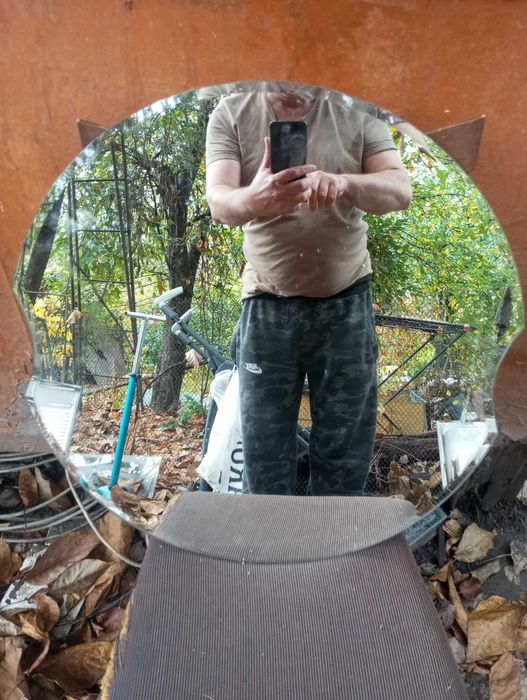 Продам Зеркало 60 на