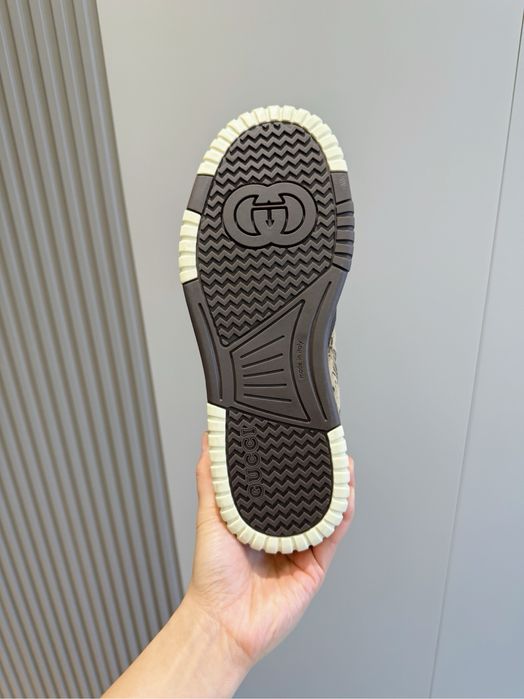 Adidasi Gucci , calitate premium , pe comanda , noi , 42