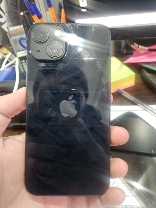 iPhone 13, 12 сатылады. Айфон 13,12