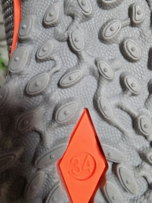 Продам сороконожки.