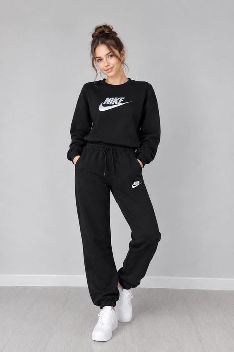 Trening nike vatuit femei
