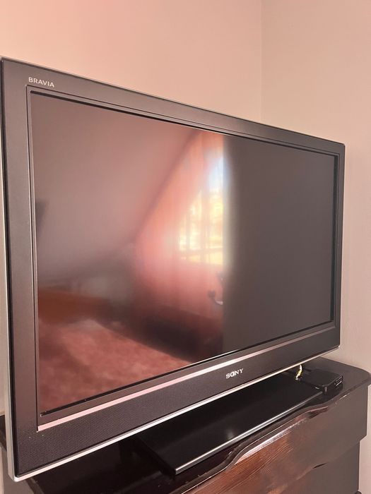 Телевизор Sony Bravia 40 инча (LCD, Full HD) с оригинално дистанционно