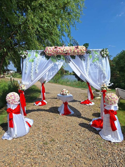 Decor nunţi,botezuri etc