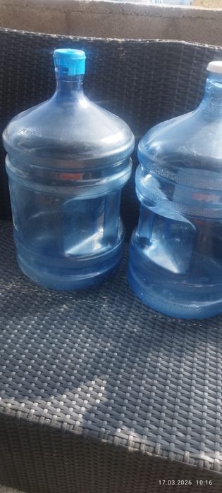 Бутыли 19литровые