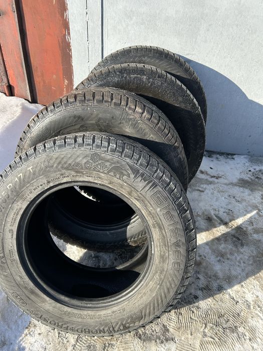 Продам шины стояли на прадо 120