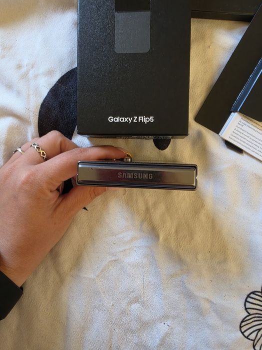 Samsung Z flip 5