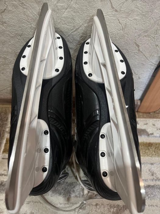 Коньки Bauer хоккейные