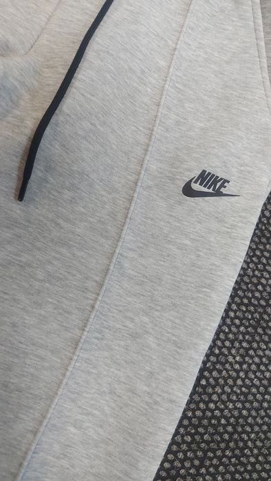 Nike tech дамско долнище Xs размер