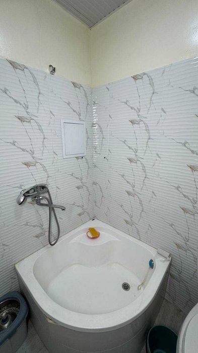 Калениский Дом Радио 1 қаватда 1 хонали квартира сотилади.ID: 1444