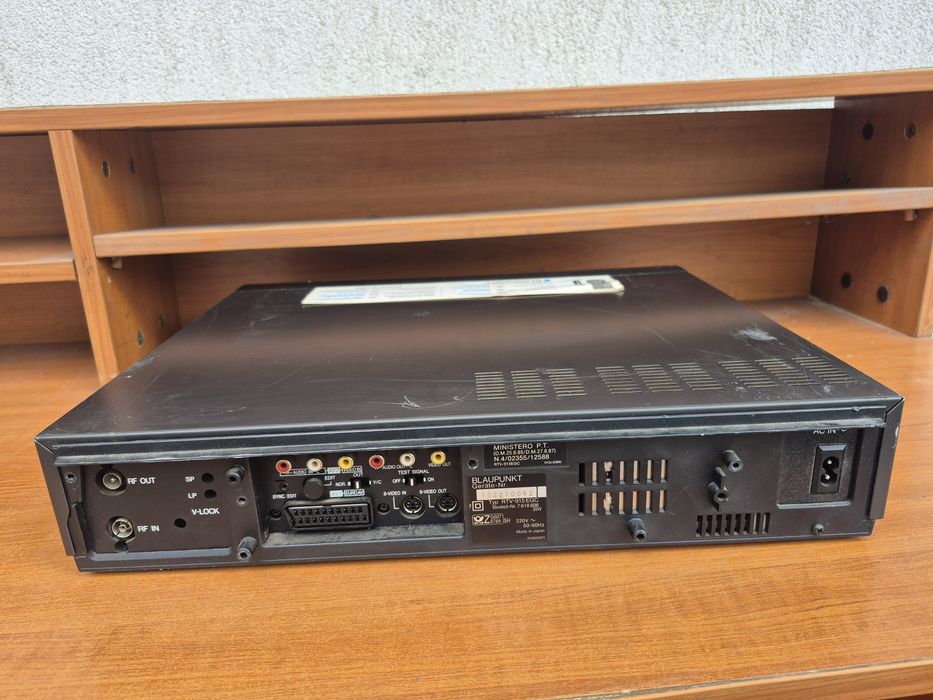Vând Video recorder S-VHS,Marca Blaupunkt model RTV-915EGC,made in japan