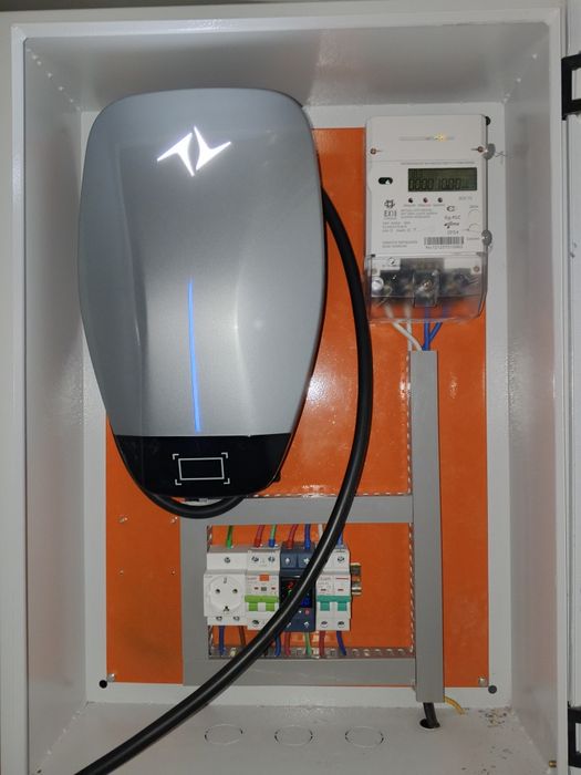 электромобиль зарядка установка