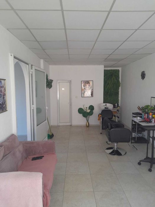 Дава се под наем Офис в Разлог - 46 кв.м за 204 € - Снимка #3