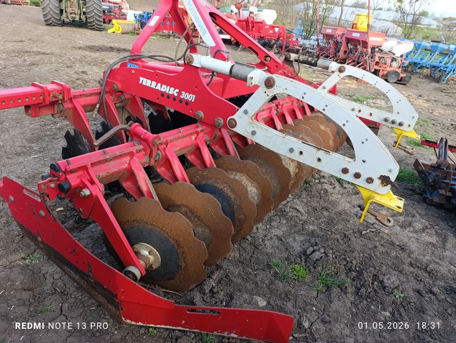 Tera disc pottinger 3001 3m tăvălug hidraulic complet sau dezmembrez