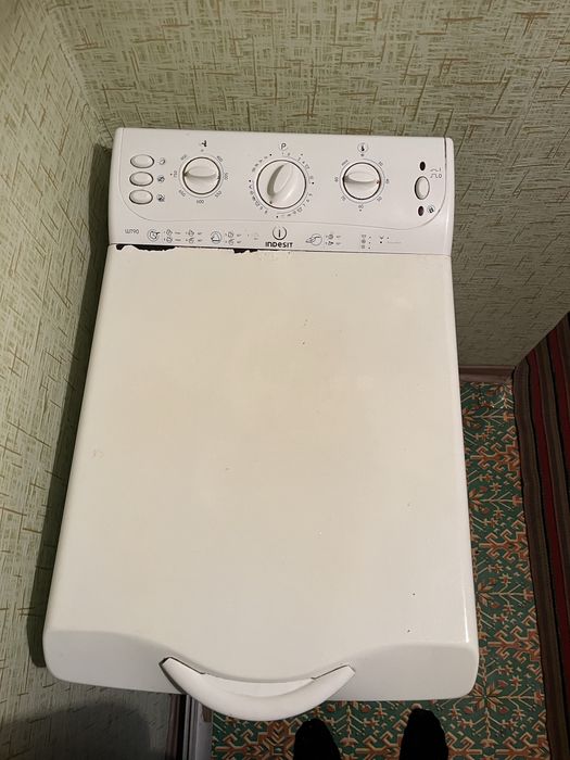 Стиральная машинка indesiit