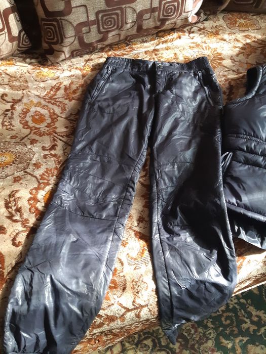 Женский костюм.  В отличном состоянии.